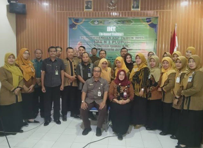 SMA-Negeri-1-Plupuh-Gelar-IHT-Pengembangan-KSP-Tahun-2025